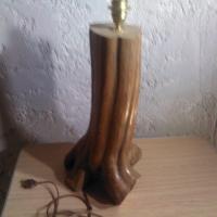 Pied de lampe en bois